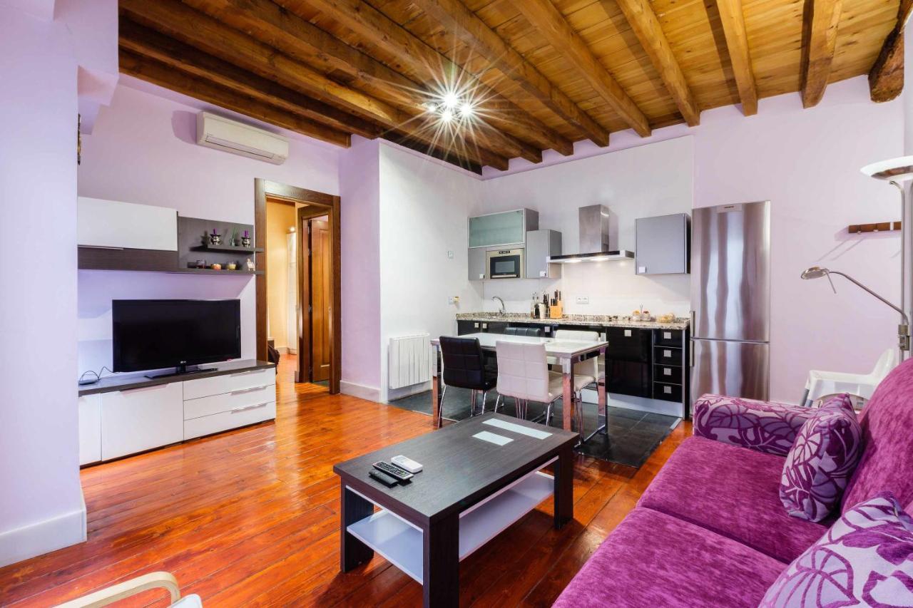 Apartamento con patio junto a la Catedral by Toledo AP Esterno foto